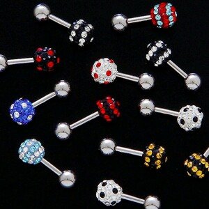 Piercing do tragusu - zirkónová guľa - Farba zirkónu: Aqua - červená