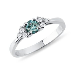 Zlatý zásnubný prsteň modrý diamant KLENOTA