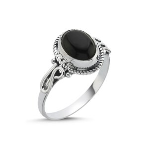 Olivie Strieborný prsteň ONYX 8272 Veľkosť prsteňov: 6 (EÚ: 51 – 53) Ag 925; ≤2,3 g.
